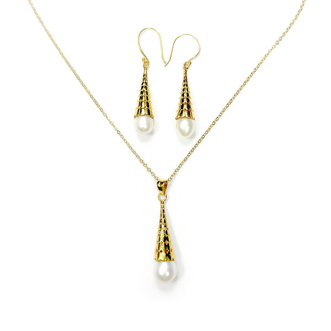 Fresh Water Pearl Drop Eearrings and Pendant in 14ct Gold plate on Silver